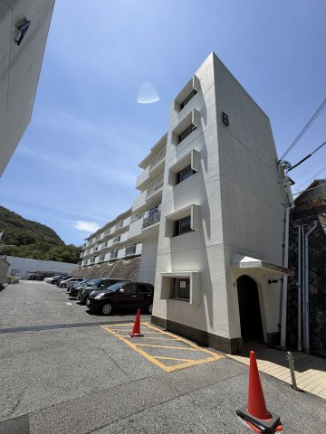 高取台グリーンハイツ B棟の外観