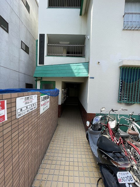 向川原土井マンションのエントランス|清潔なエントランスです