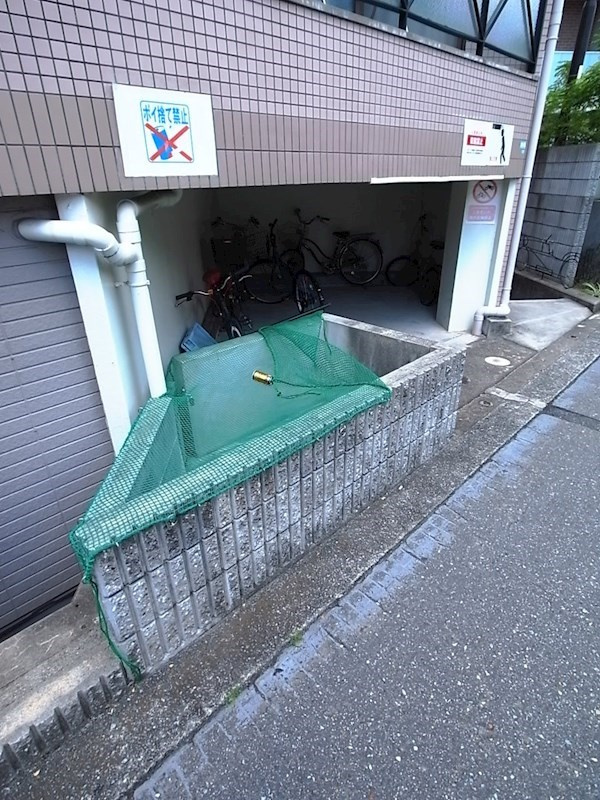 セブンの外観