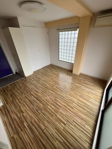 セブンの寝室