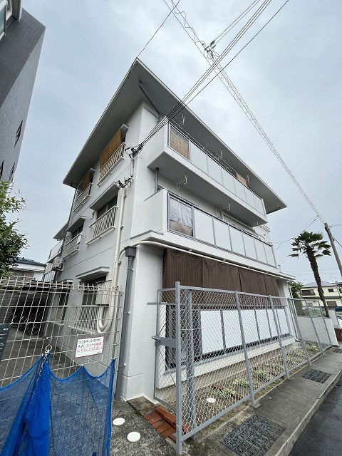 鳴尾ハイツ（若草町）の外観