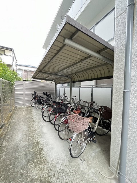 鳴尾ハイツ（若草町）の外観