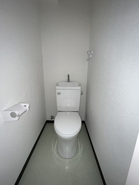 鳴尾ハイツ（若草町）のトイレ