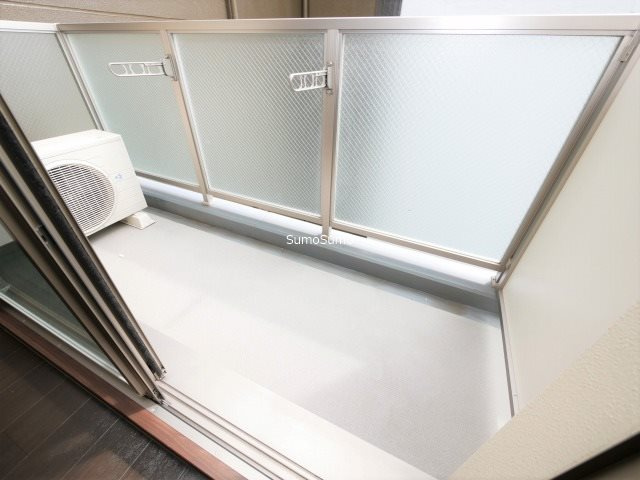 プルミエール南本町のバルコニー