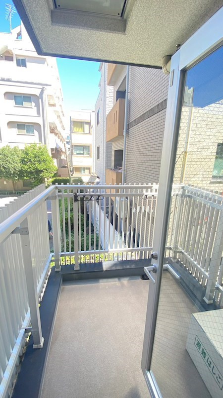 ドゥーエ学芸大学Ⅱのバルコニー