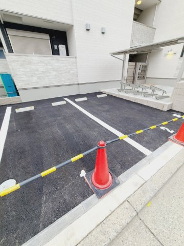 フジパレス西宮西福町Ⅱ番館 の駐車場