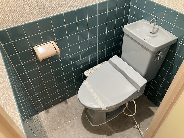 長興寺こよしマンションのトイレ
