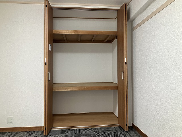 長興寺こよしマンションの収納