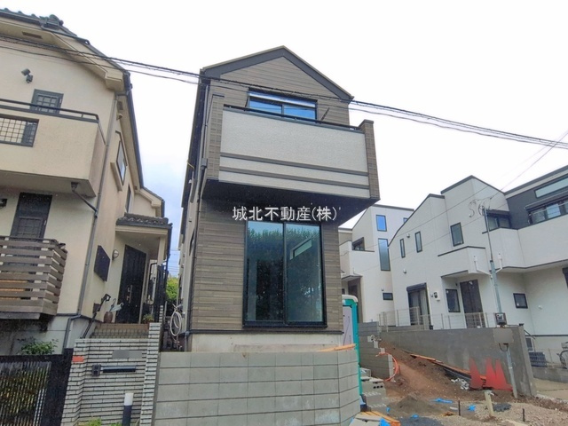 杉並区久我山4丁目 全2棟 2号棟