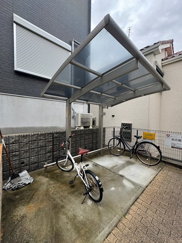 メゾンエトワール神戸西山町の外観