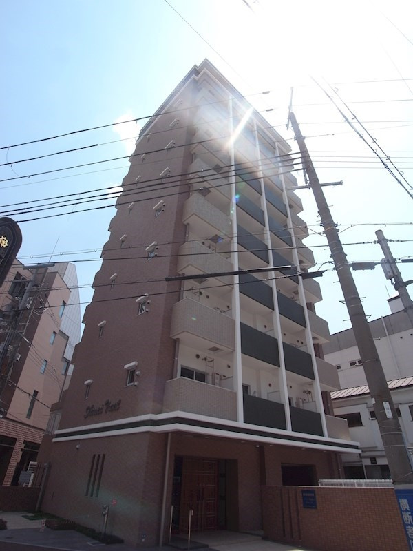 スワンズ新神戸ウィータの外観