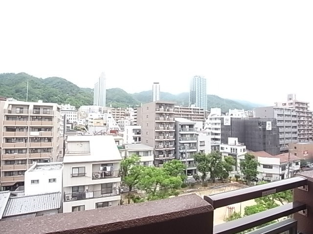モンマール三宮の展望