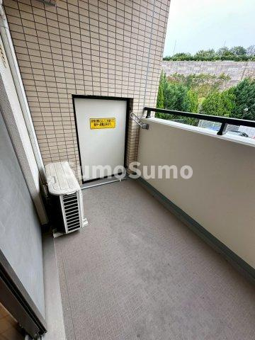 フルール西宮北口のバルコニー