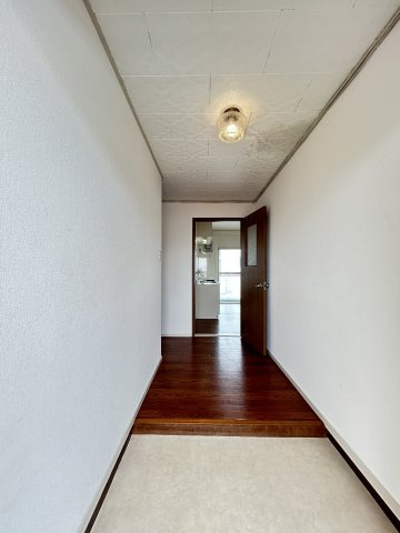 桑畑高徳マンションの玄関