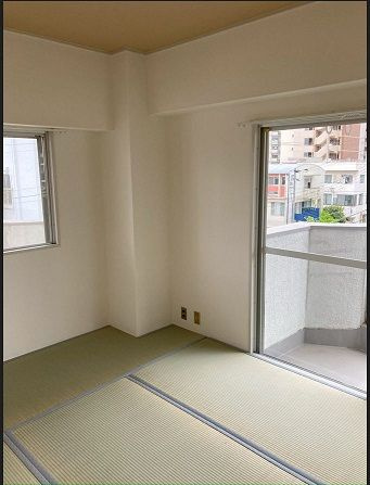 金物ビルの居間・リビング