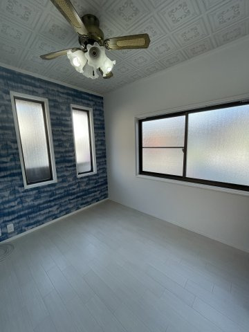 東谷842-10戸建の洋室