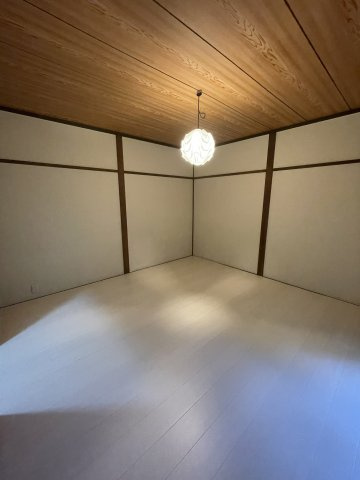 東谷842-10戸建の居間・リビング