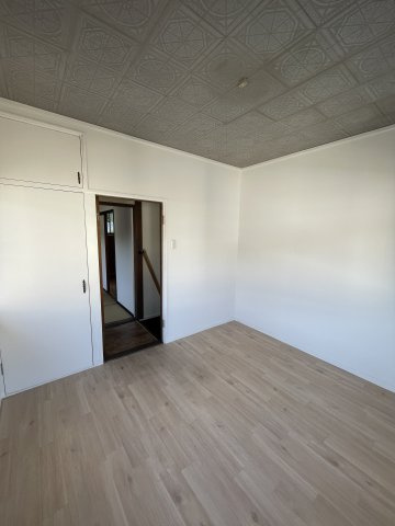 東谷842-10戸建の洋室