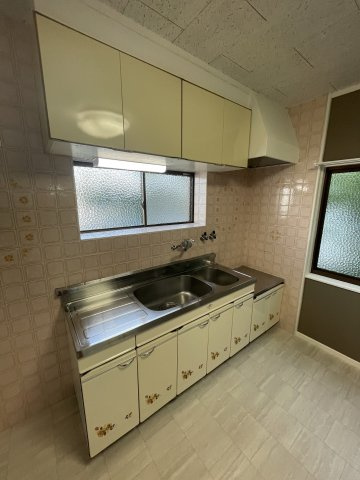 東谷842-10戸建のキッチン