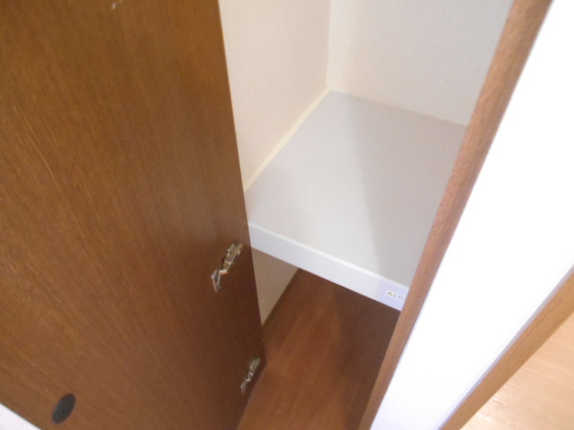 長興寺コーポの収納