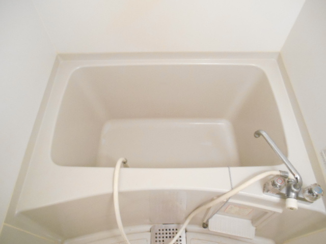 長興寺コーポの浴室