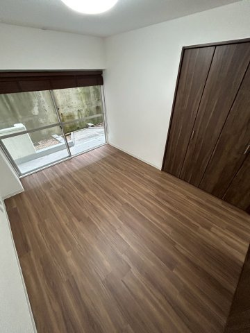 芦屋東山アーバンライフの洋室