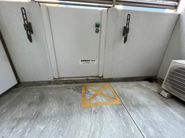 ライフデザイン三宮東の駐車場