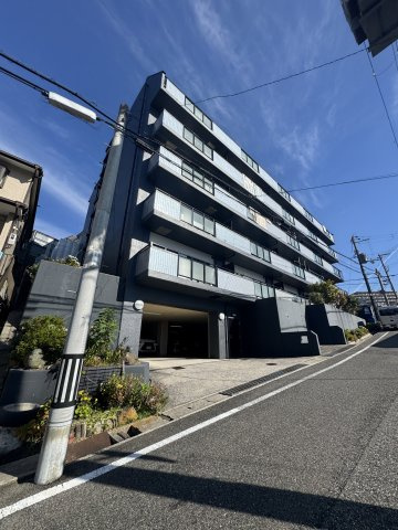 シャトレンうぐいすの外観