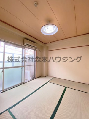 【寝室】 | 　ラ・フォーレ古川橋 | 落ち着いて過ごせるお部屋なので、寝室にいかがでしょうか