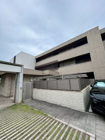 シャーメゾンガーデンズ芦屋平田町の外観