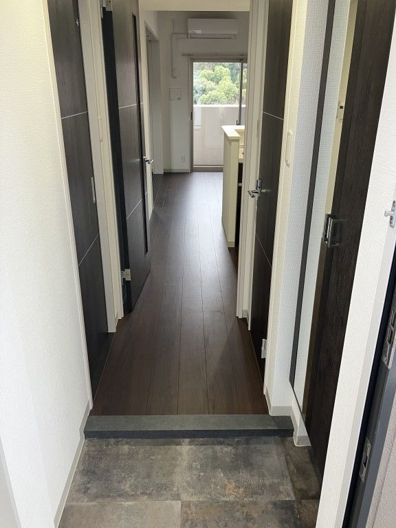 レトワール小笹の玄関