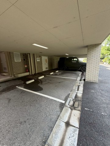 芦屋ガーデンの駐車場