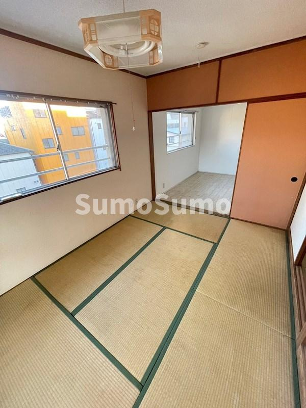 サンシャトー板宿の和室