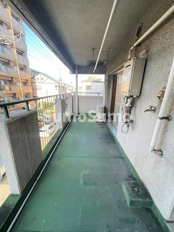 サンシャトー板宿のバルコニー