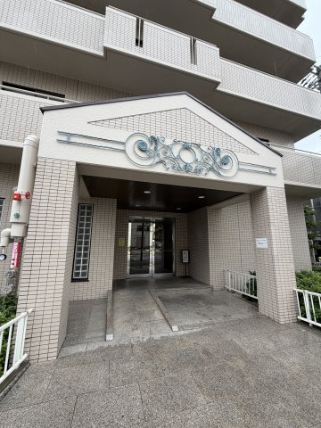 板宿パークホームズのエントランス