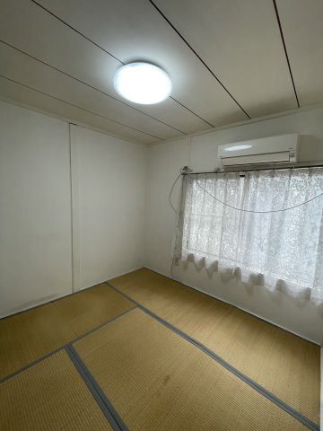 離宮前町１丁目アパートの和室