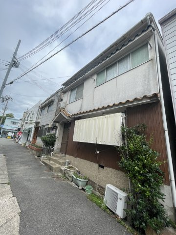 離宮前町１丁目アパートの外観