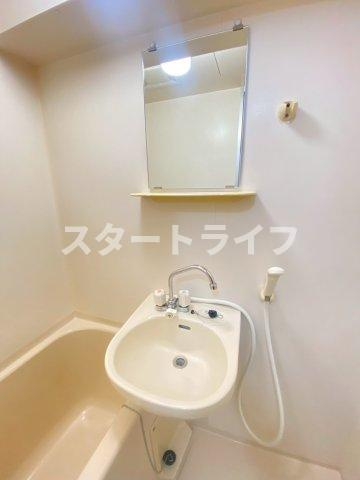 大阪市東淀川区下新庄３丁目の賃貸マンションの洗面所