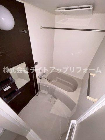 ファーストフィオーレ神戸湊町の浴室