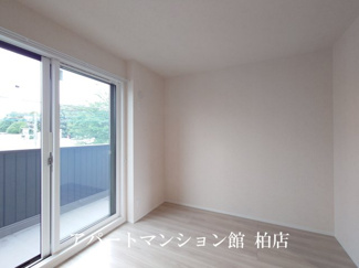 【洋室】 | ソレイユ