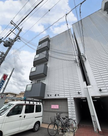 ピュアスモト　A棟