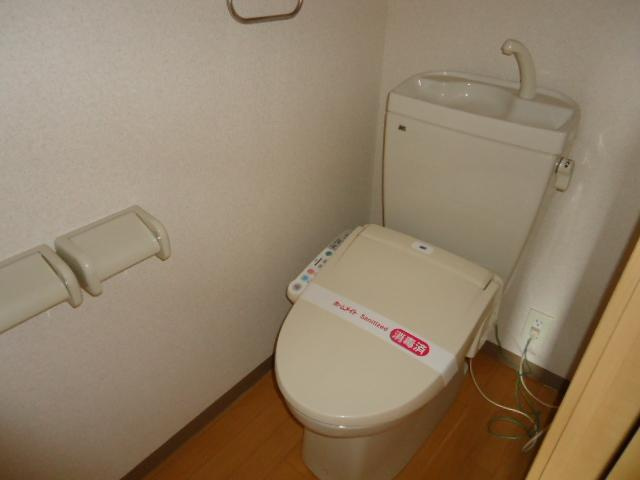 サンフィット　フジマンＢ棟のトイレ|シャワー付トイレ