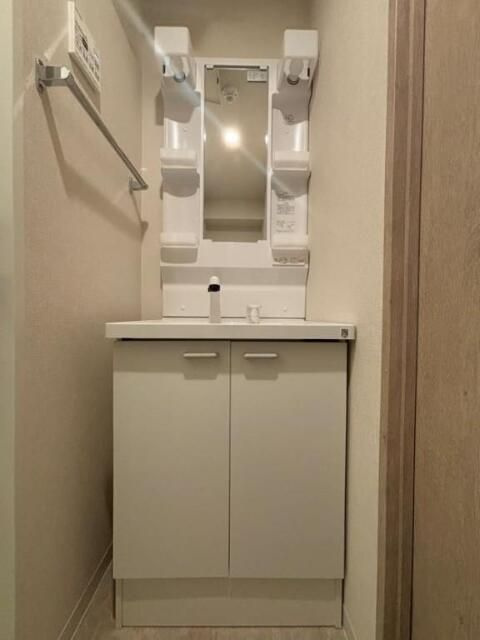 ＷＡＶＥ草加の洗面所