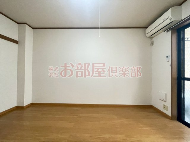 マーベラスKⅡの洋室|コンパクトで使いやすい洋室です