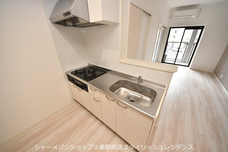 スマート到津の森のキッチン