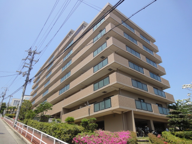 宝塚市武庫山２丁目の賃貸マンション