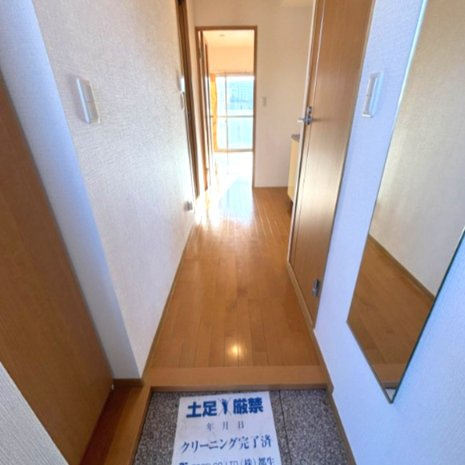 千葉市花見川区幕張本郷３丁目の賃貸マンションの玄関