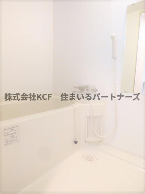 アポロ久留米東町の浴室|コンパクトで使いやすいお風呂です