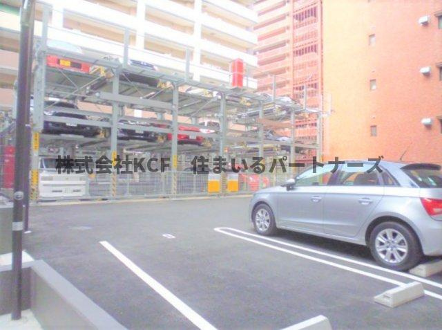 アポロ久留米東町の駐車場