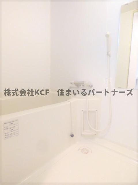 アポロ久留米東町の浴室|コンパクトで使いやすいお風呂です